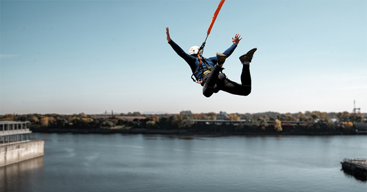 Le saut à l’élastique Quoi savoir sur cette activité à sensations fortes
